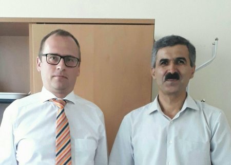 Oqtay Gülalıyev xarici diplomatlarla görüşüb