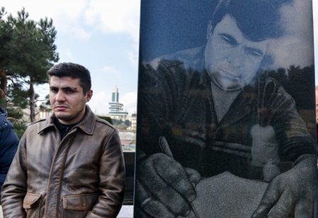 Mehman Hüseynov azadlıqda