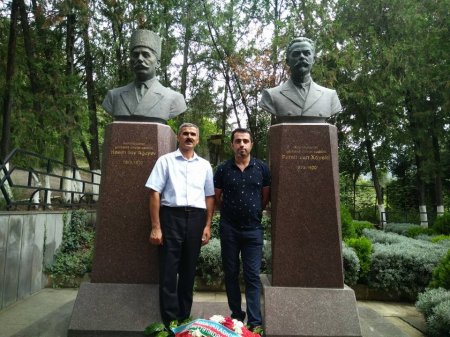 Hüquq müdafiəçisi Oktay Gülalıyev Tbilisidə Botanika bağinda yerləşən  müqəddəs qəbirləri ziyarət edib - FOTOLAR